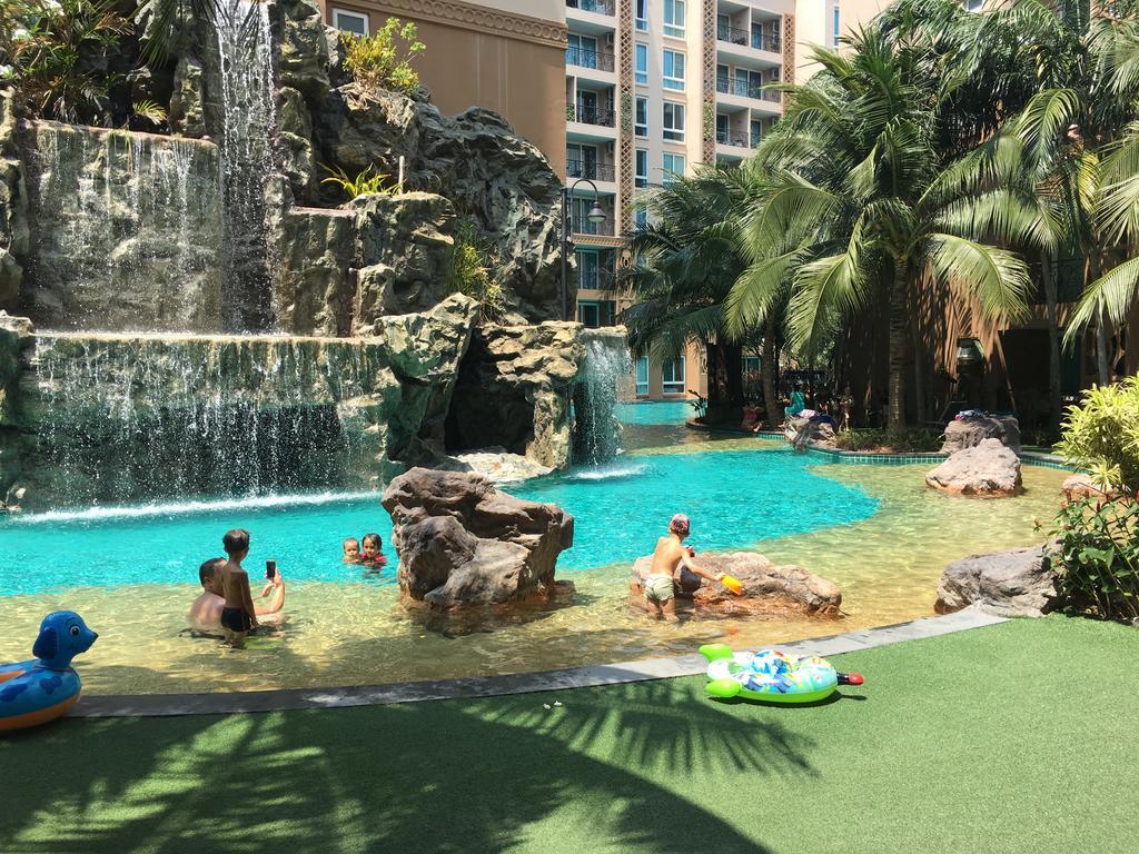Atlantis Condo Resort Jomtian Pattaya Джомтьєн-Біч Екстер'єр фото