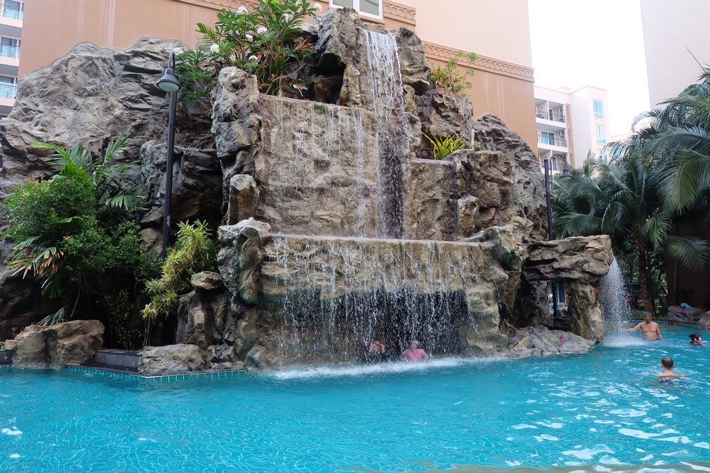 Atlantis Condo Resort Jomtian Pattaya Джомтьєн-Біч Екстер'єр фото